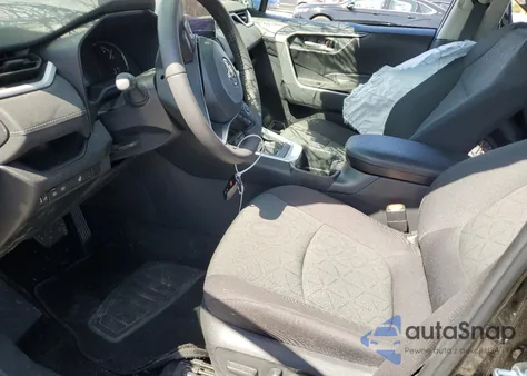 2024 Toyota Rav4 Xle из США, поврежденный, VIN 2T3P1RFV9RC399858